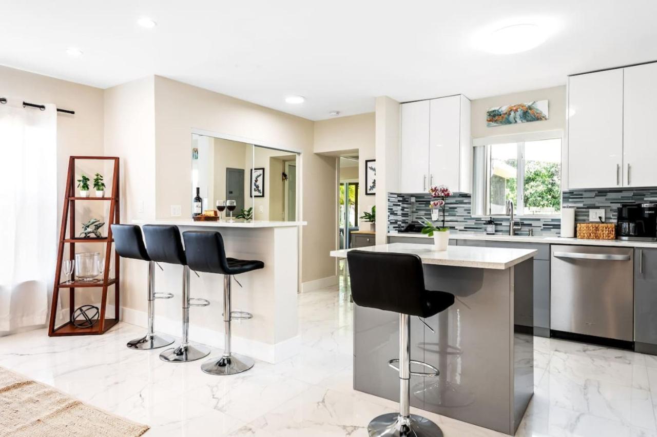 Modern Bungalow Near Wilton Drive I Pool Table Fort Lauderdale Exterior foto